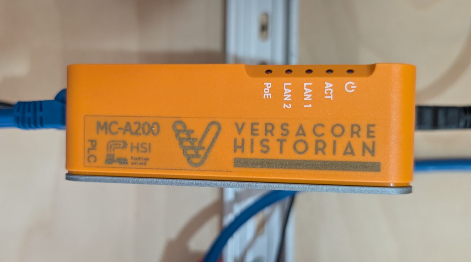 MC-A200 industrial controller
